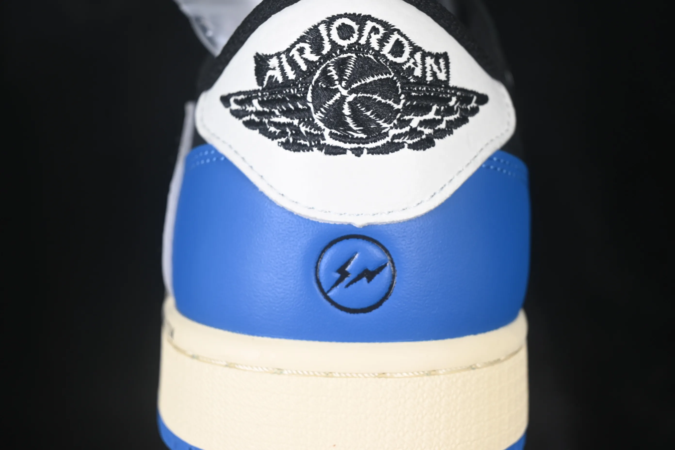 All categories Air Jordan Jordan series basketball shoes Air Jordan 1 Low Travis Scott x Air Jordan 1 Low OG AJ1 Joe 1 undercut low DM7866-014